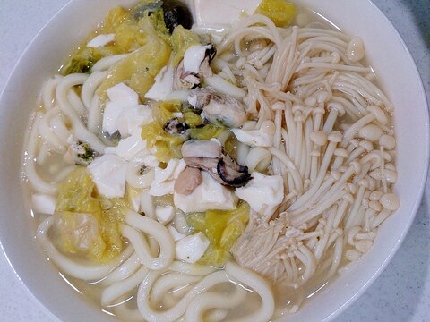 牡蠣　と　湯豆腐の　うどん鍋 （圧力鍋）